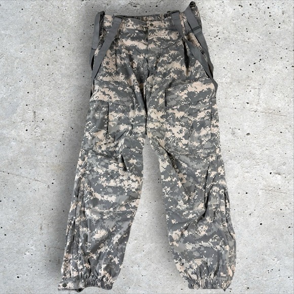 ECWCS Gen 3 Level 5 UCP Camo Soft Shell Pants/Trousers ACU Army Medium Regular - Picture 1 of 5